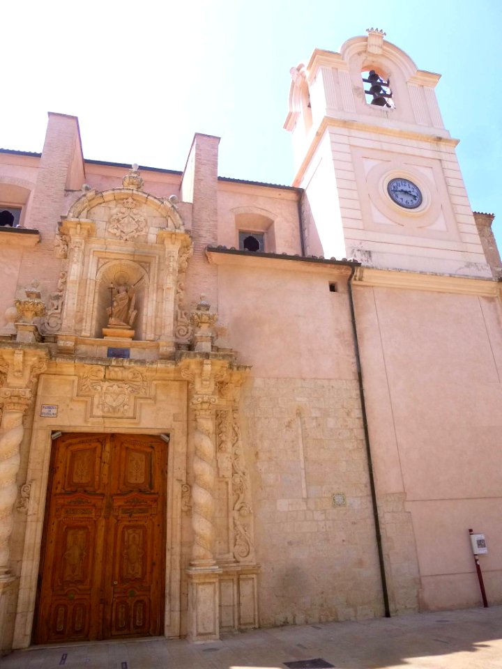 Alcira - Plaça Constitució, Iglesia de Santa Catalina Virgen y Mártir 1