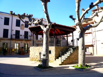 Alcanadre - Plaza del Pueblo 05