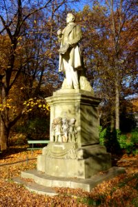 Albert Lortzing by Gustav Eberlein - Großer Tiergarten, Berlin, Germany - DSC09511