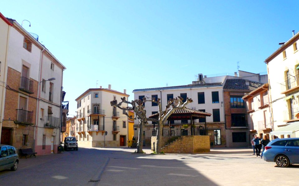 Alcanadre - Plaza del Pueblo 01
