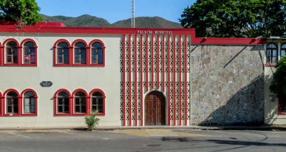 Alcaldía del Municipio Díaz 2