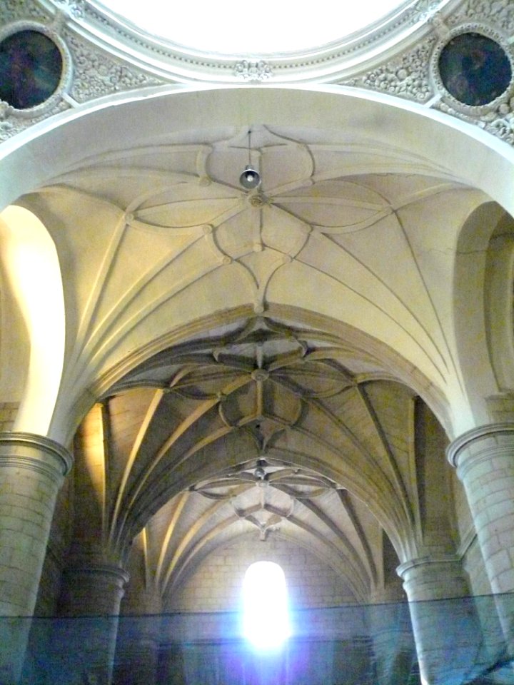 Alcanadre - Iglesia de Santa María de la Asunción, interior 03