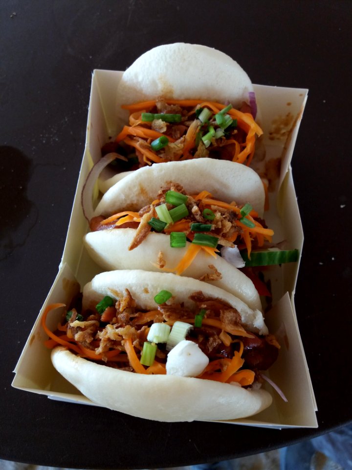 Albigny-sur-Saône - Cimenterie éphémère, food truck, tacos asiatiques