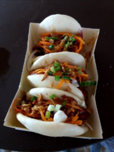 Albigny-sur-Saône - Cimenterie éphémère, food truck, tacos asiatiques