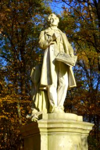 Albert Lortzing by Gustav Eberlein - Großer Tiergarten, Berlin, Germany - DSC09514