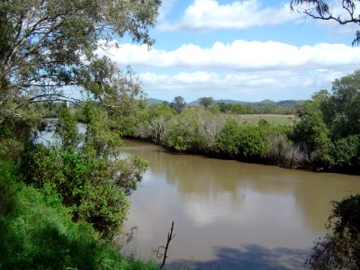 Albert River at Stapylton