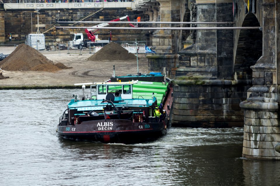 Albis havarie Albertbrücke Dresden (6)