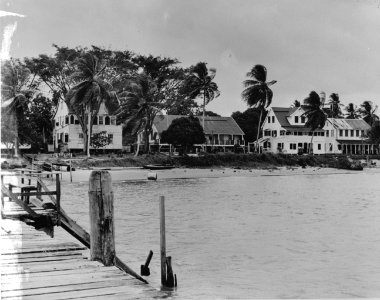Albina, dorp aan de Marowijne rivier, Bestanddeelnr 935-1324