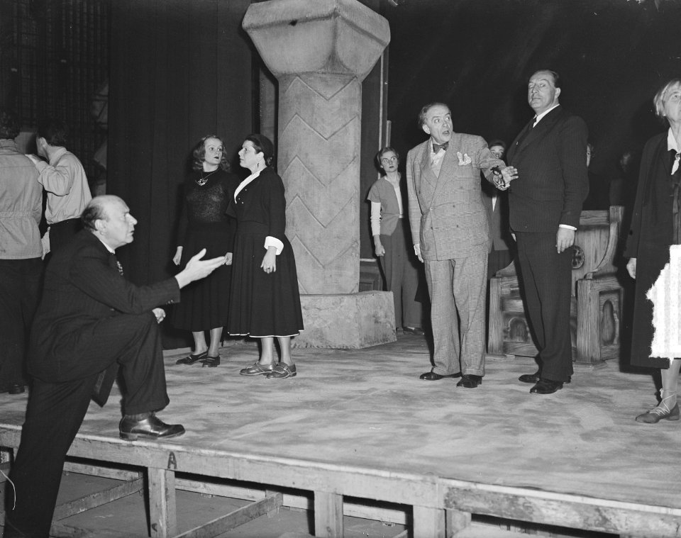 Albert van Dalsum (regisseur) 40 jaar toneel, Bestanddeelnr 903-6719