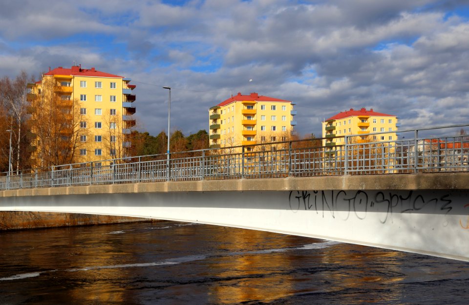 Alakanava Pedestrian and Bicycle Bridge Oulu 20180429