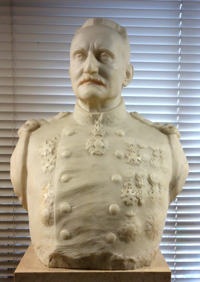 Albert Thys (1849-1915), view 2, sculptor unknown - Royal Museum for Central Africa - DSC06710