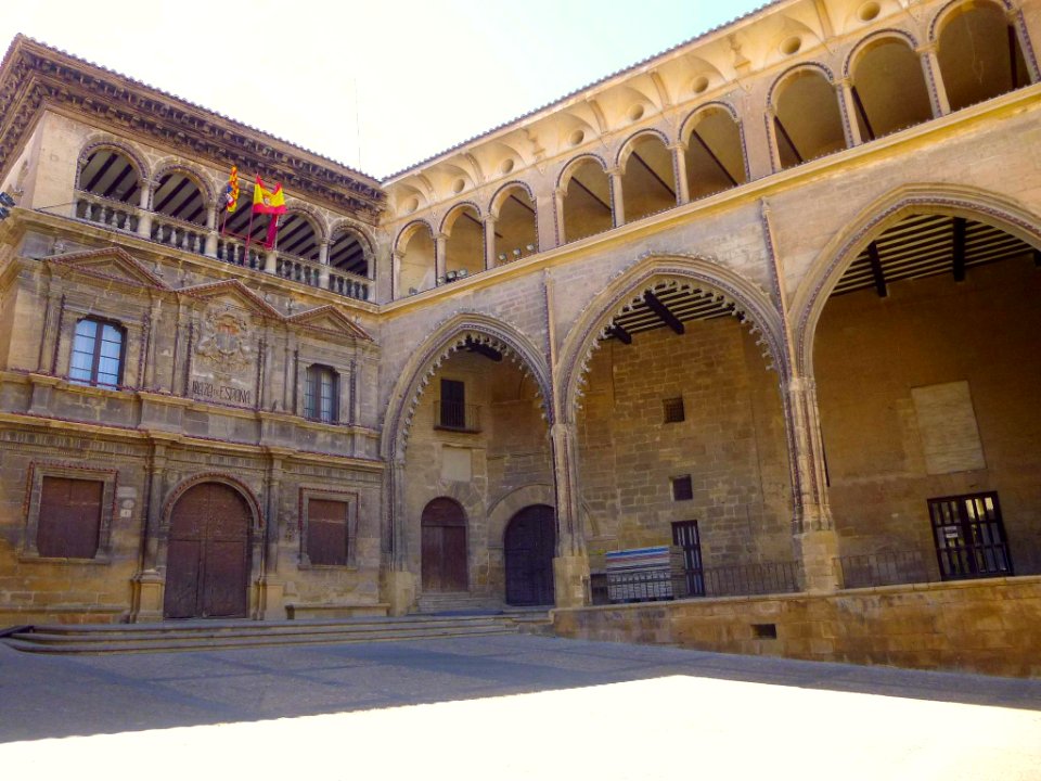 Alcañiz - Plaza de España, Lonja y Ayuntamiento 2