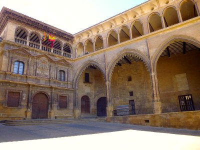 Alcañiz - Plaza de España, Lonja y Ayuntamiento 2