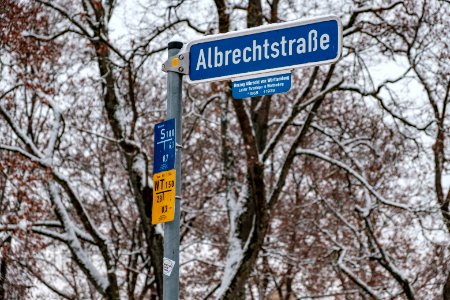 Albrechtstraße-Schild-Tübingen