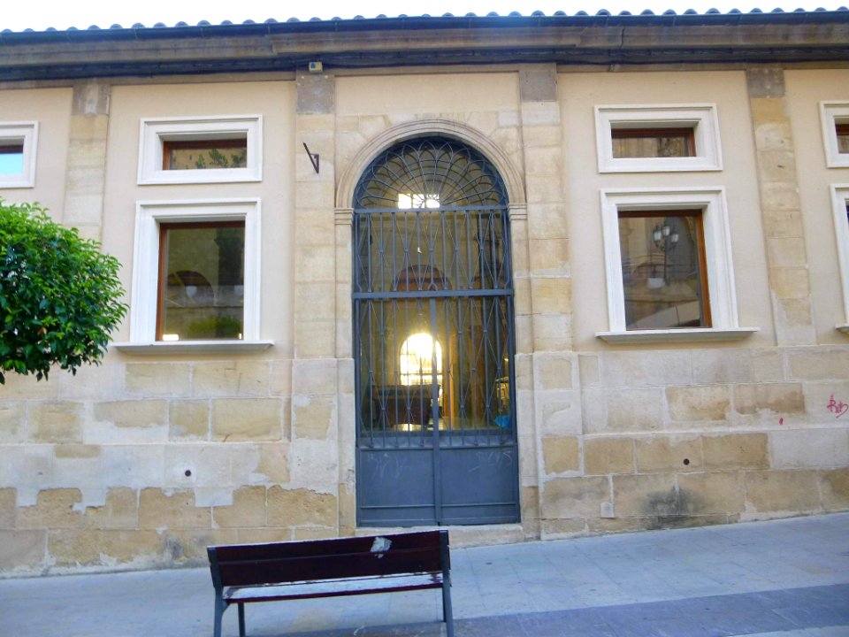 Alcañiz - Centro Cívico y de Ocio Infantil El Mercado 1
