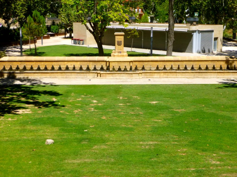 Alcañiz - Glorieta de don Telmo Lacasa, Fuente de los 72 caños 1