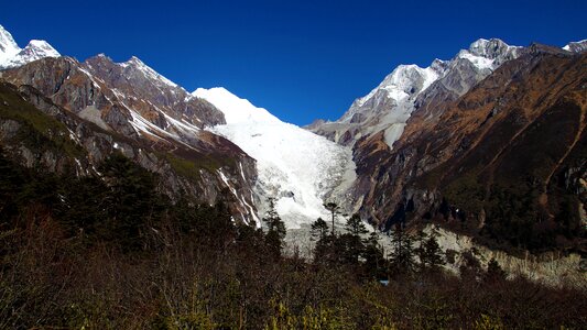 Glacier gongga mountain sichuan photo