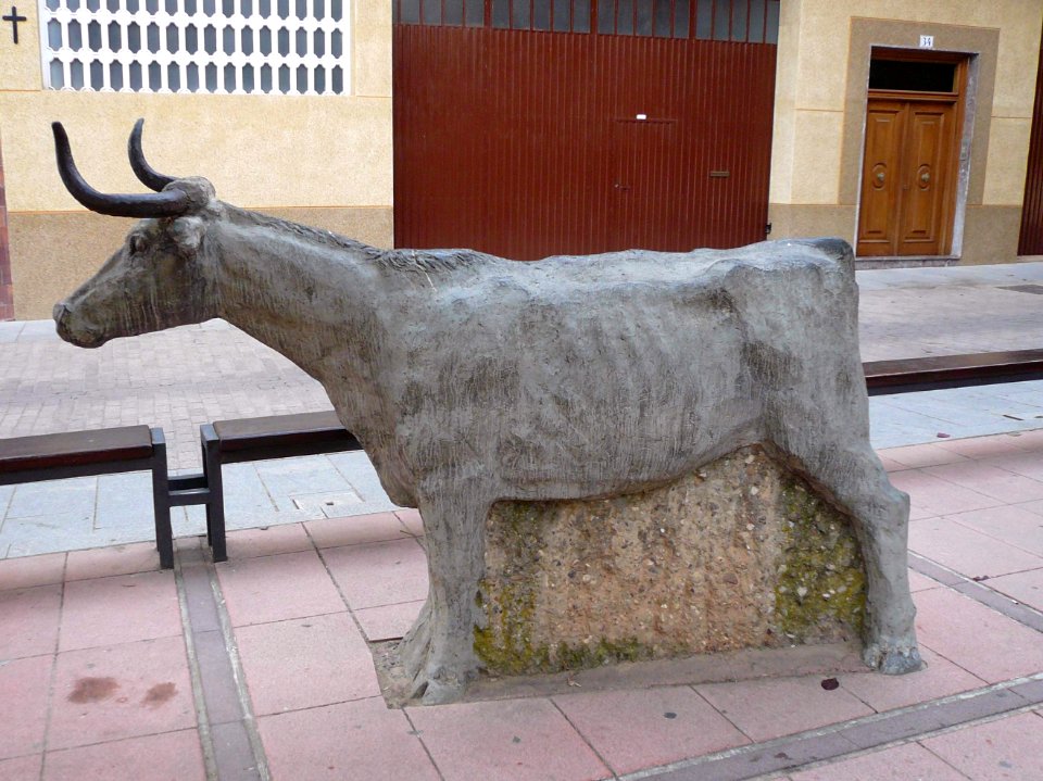 Aldeanueva de Ebro - Esculturas 02