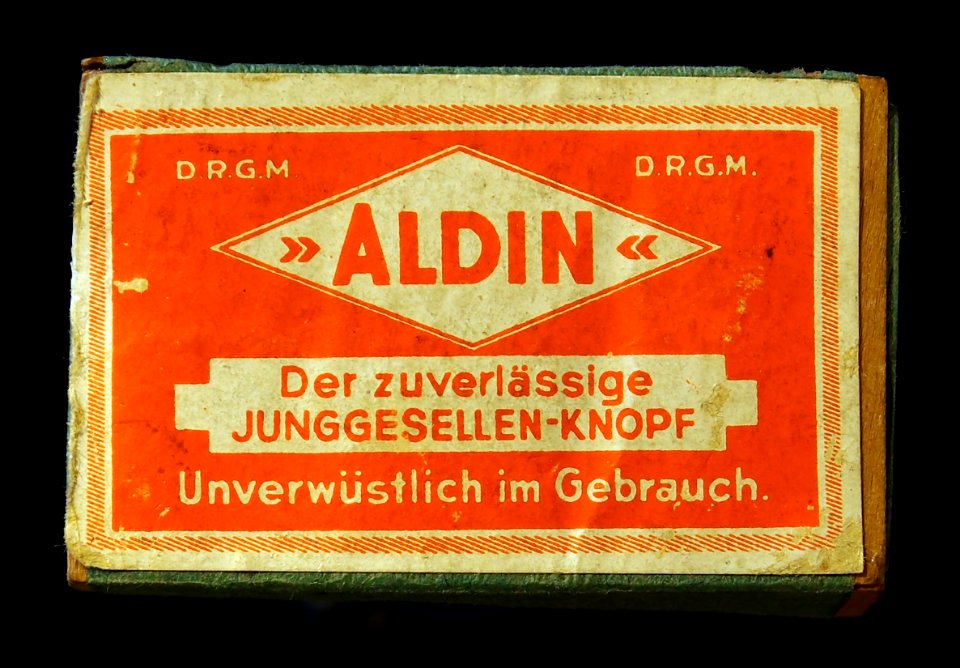 Aldin Junggesellen-Knopf