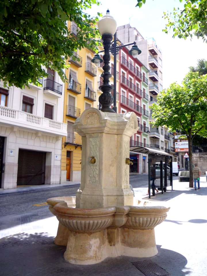 Alcoy - Plaza de Ramón y Cajal 01