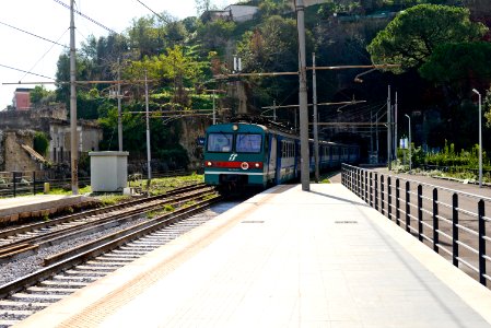Ale 724-014 Stazione di Mergellina (2017)-1