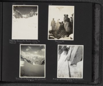 Albumblad met vier fotos. linksboven Op de Batura-gletsjer bij kamp 83. Zicht , Bestanddeelnr 29 31