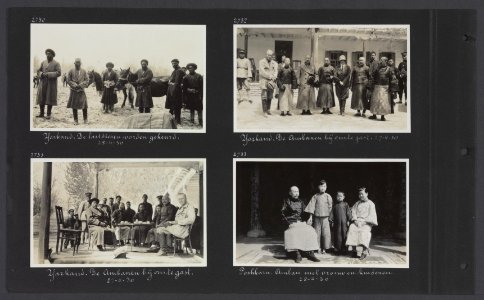 Albumblad met vier fotos. Linksboven keuring van de lastdieren in Yarkand lin, Bestanddeelnr 34 06