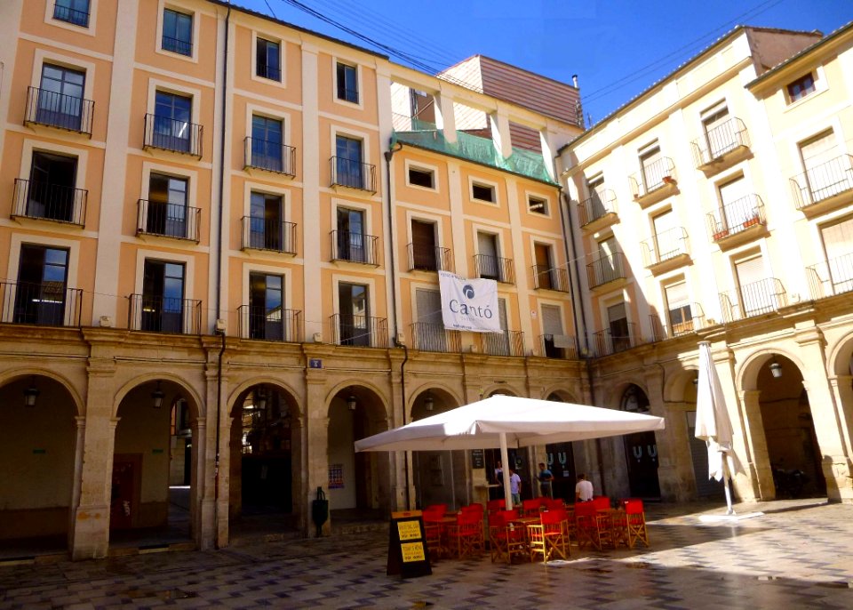 Alcoy - Plaça de Dins 03