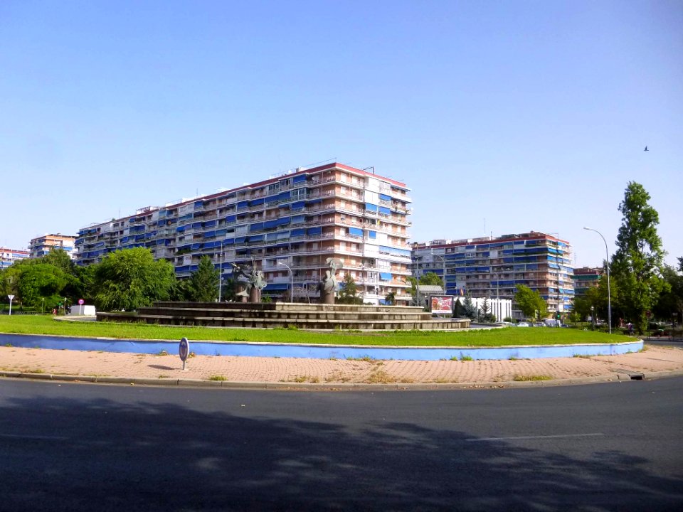 Alcorcón - esculturas, fuentes y rotondas 09