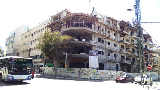 Alenby-hakovshim-building-april-2016