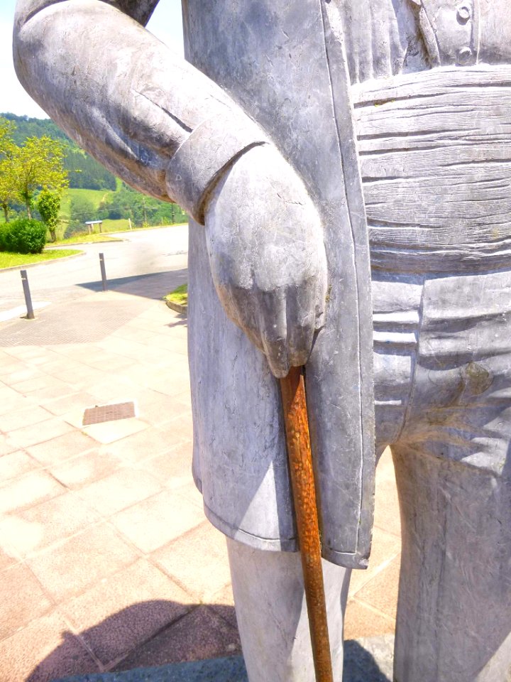 Altzo - Estatua de Miguel Joaquín Eleizegui (Gigante de Alzo) 3