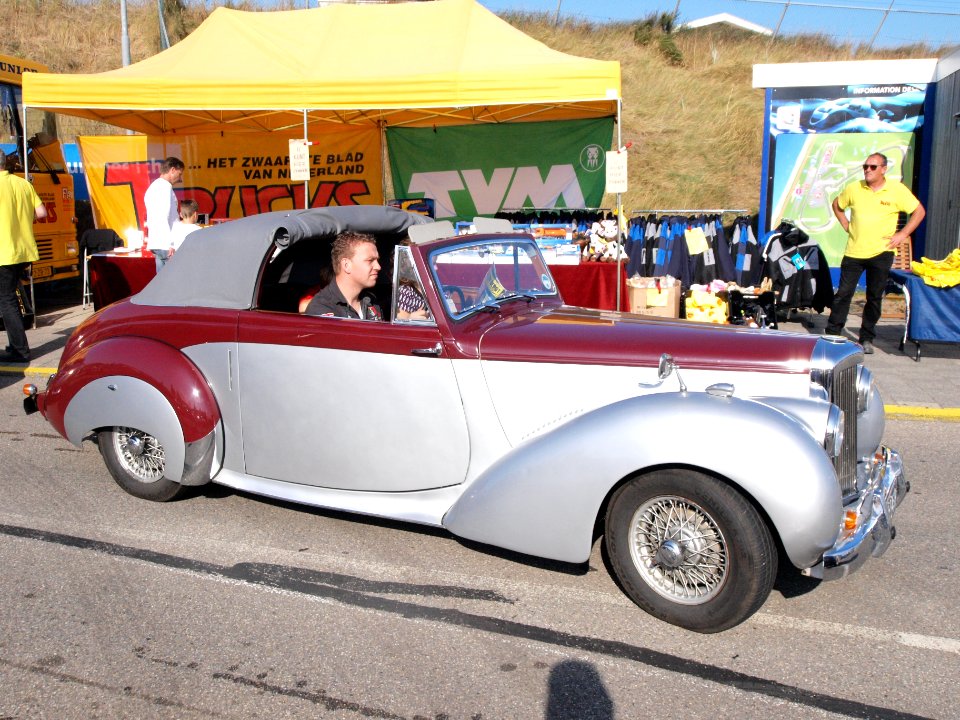ALVIS TA21 dutch licence registration AM-54-19 pic1
