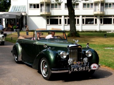 Alvis TA 21 DHC pic-001