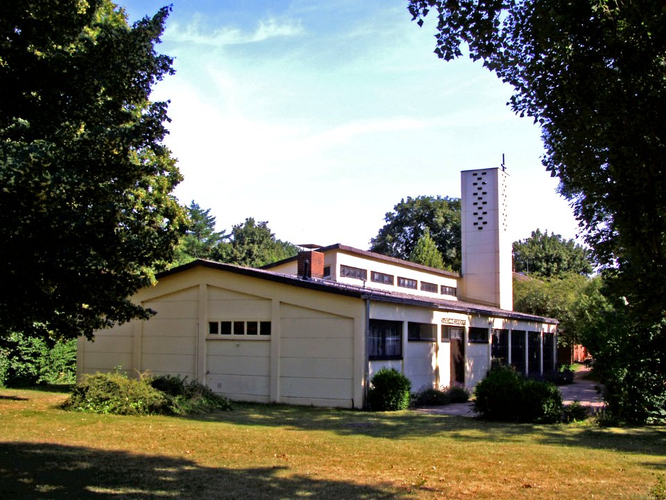 Altwarmbüchen Kirche Kreuz