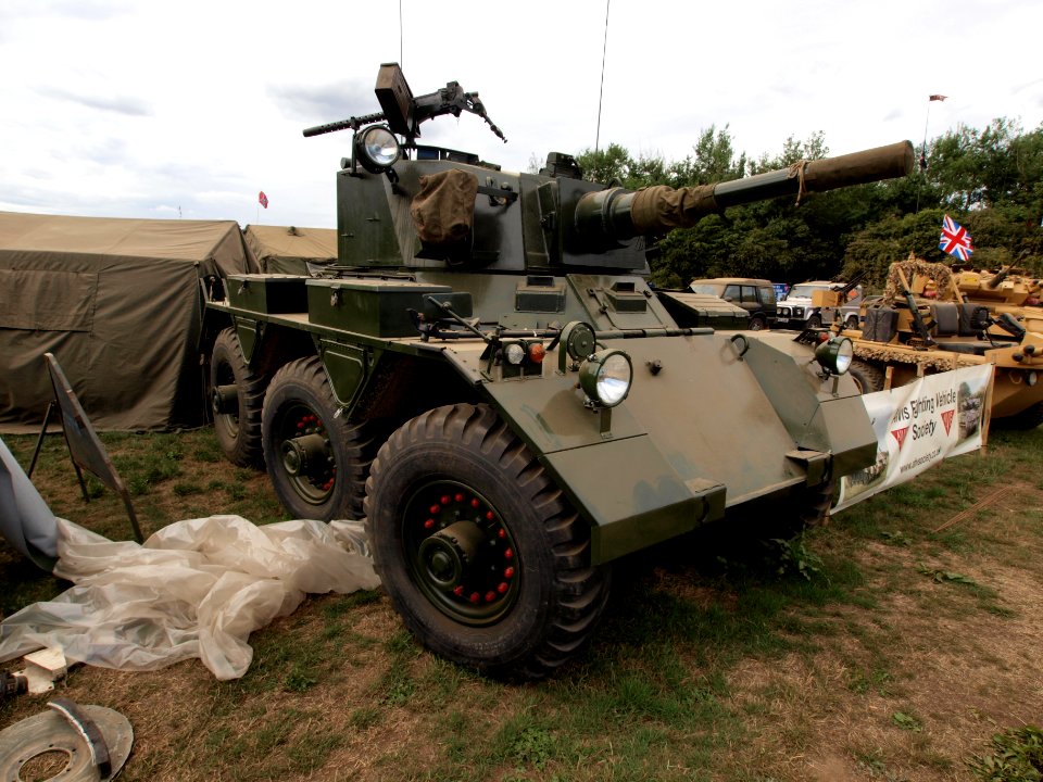 Alvis Saladin pic2