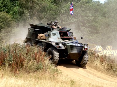Alvis Saracen picture-005
