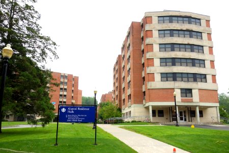 Alumni Residence Halls - University of Connecticut - DSC09909