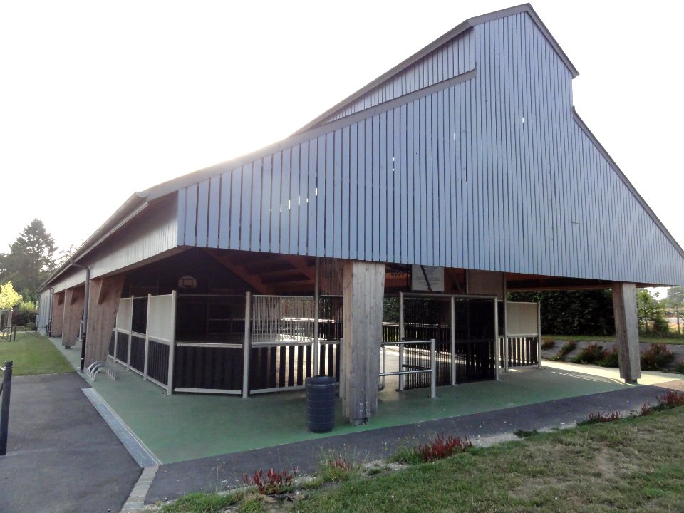 Alvimare (Seine-Mar.) espace multisports (halle et salle)