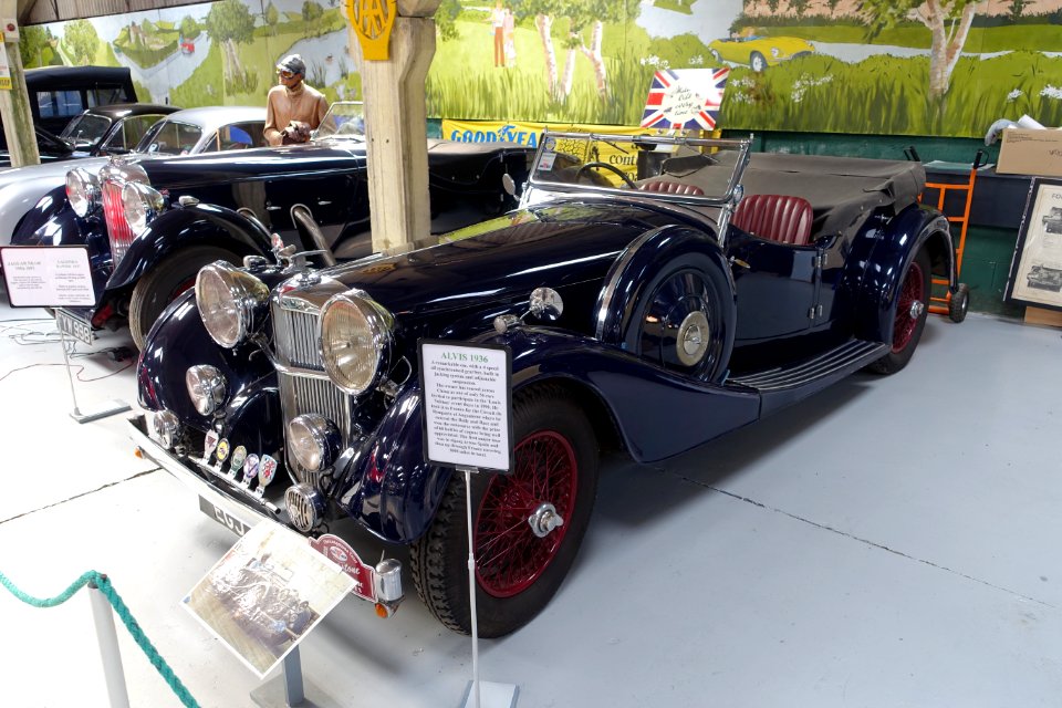 Alvis 1936 - Bentley Wildfowl and Motor Museum - Halland, East Sussex, England - DSC05821