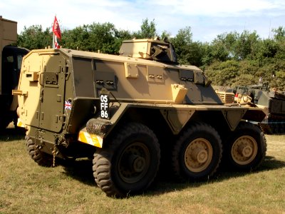Alvis Saracen picture-002