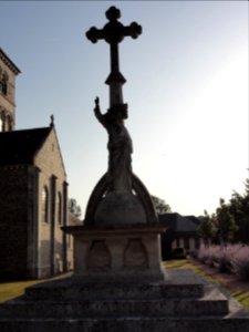 Alvimare (Seine-Mar.) croix de l'ancien cimetière
