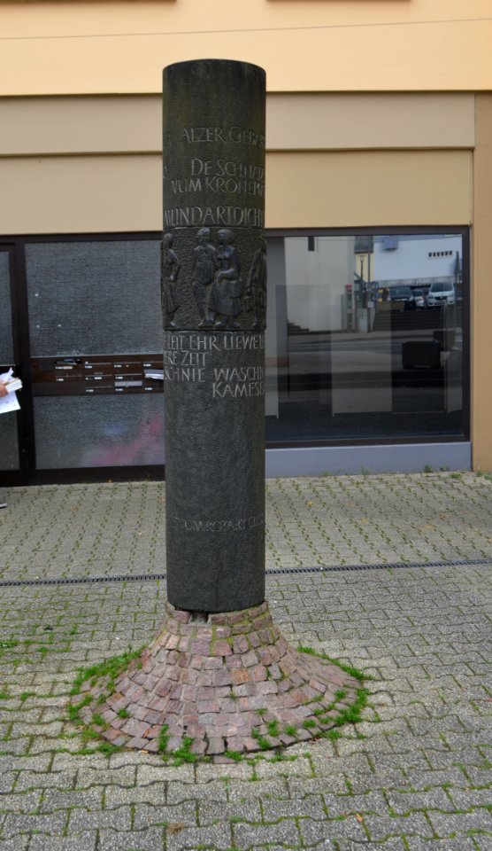 Alzey, Kampe-Säule (2)