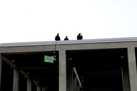 Am Boden bleiben protest BER opening 2020-10-31 09
