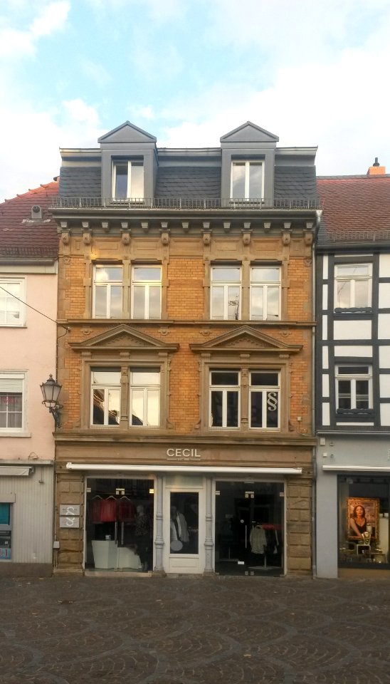 Alzey, Rossmarkt 18