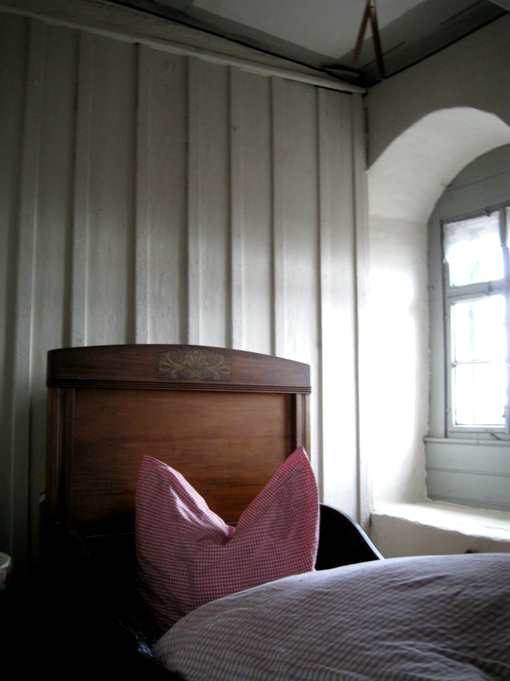 Altenburg Bartholomäikirche Bett im Türmerzimmer