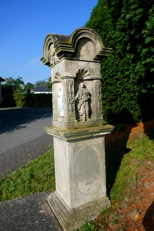 Altenheerse - Bildstock am Taubenbrunnen - 4