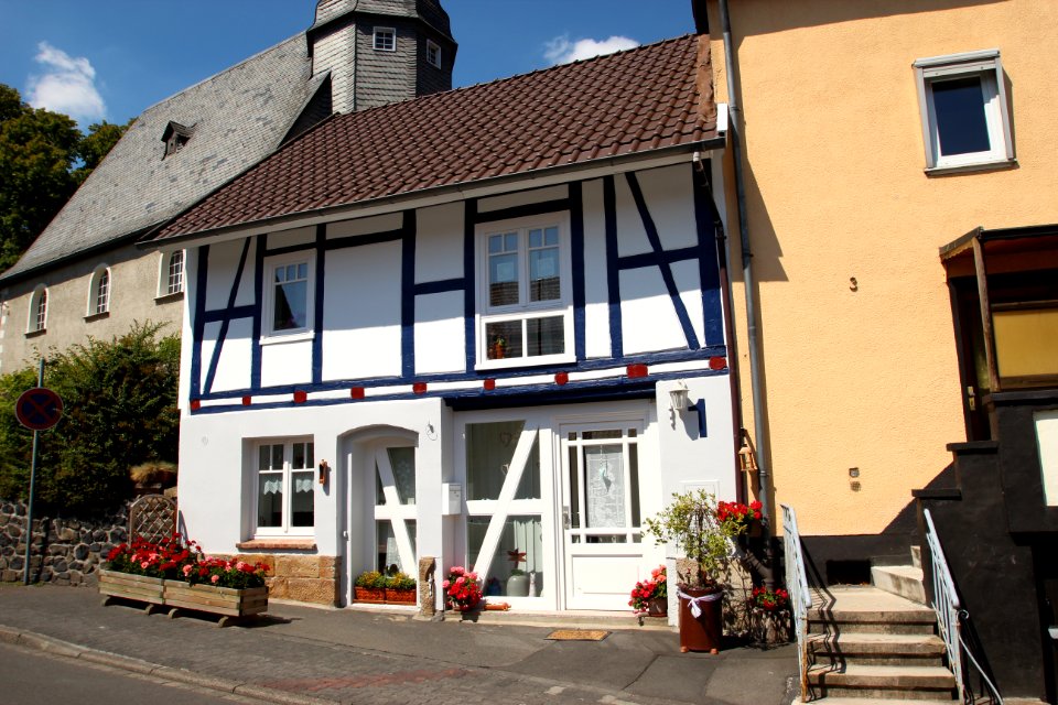 Altenbaunaer Straße 1 in Baunatal