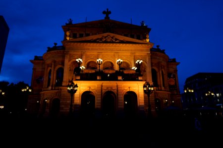 Alte Oper Frankfurt am Main blue hour 2020-08-19 01