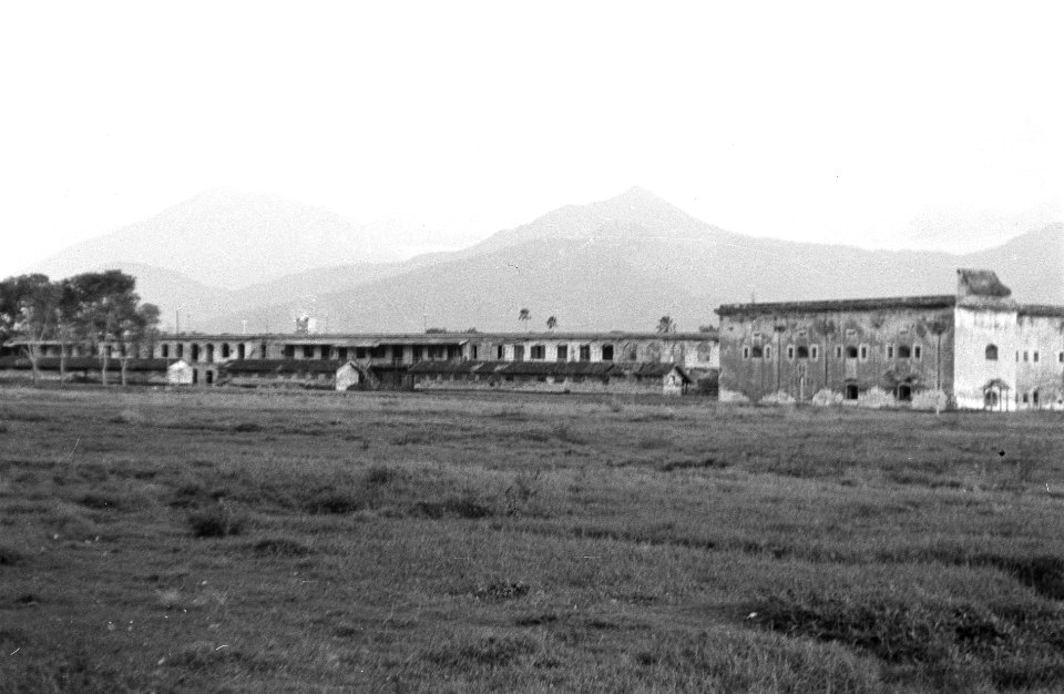 Ambarawa-sector 28-7-47. Het oude fort Willem I te Ambarawa, Bestanddeelnr 1676