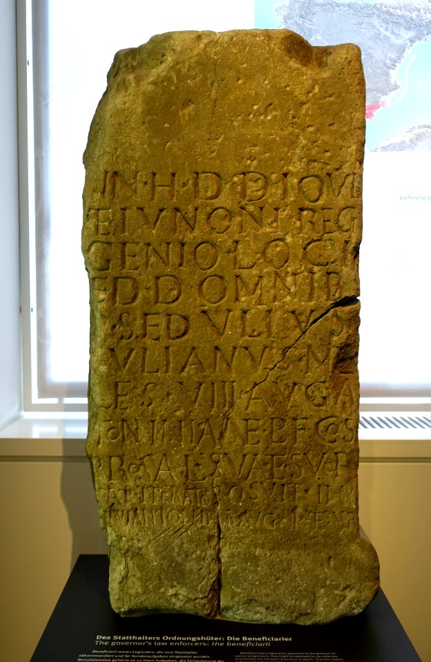 Altar to the beneficiarii, Stuttgart-Bad Cannstatt, 3rd century AD - Landesmuseum Württemberg - Stuttgart, Germany - DSC02839